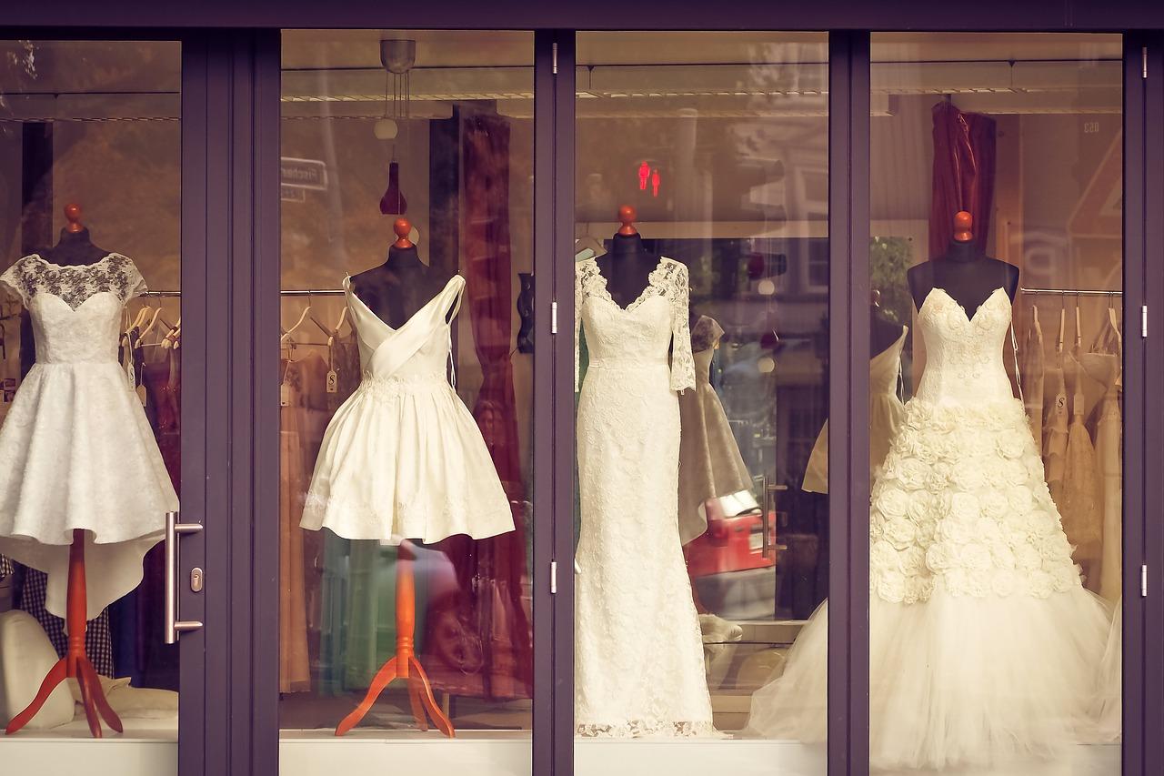 Jak wybrać odpowiednią suknię ślubną?