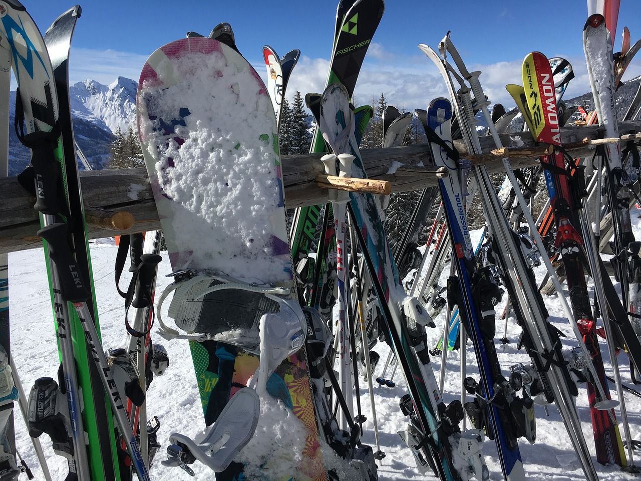 Jakimi elementami się kierować przy wyborze deski snowboardowej?