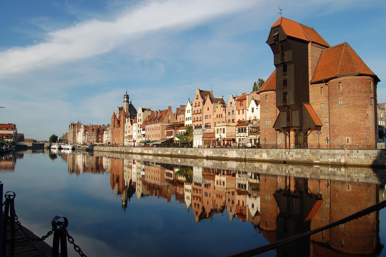 Niebanalny pomysł na wypoczynek – wycieczka kajakiem przez Gdańsk