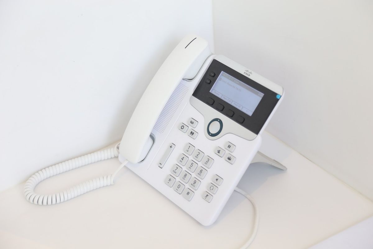 Zalety korzystania z telefonów typu VoIP