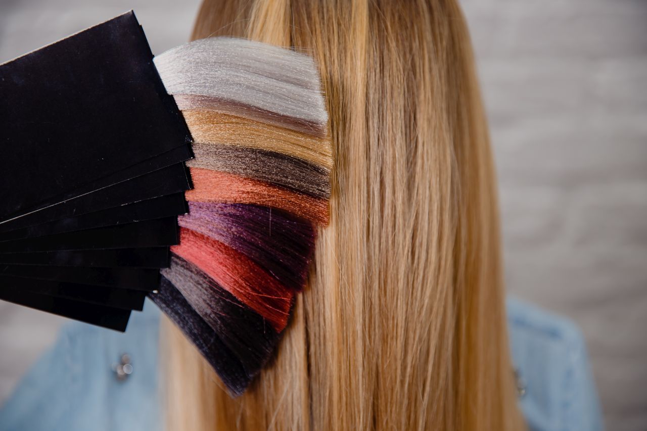 Pomysłowe metody na koloryzację swoich włosów