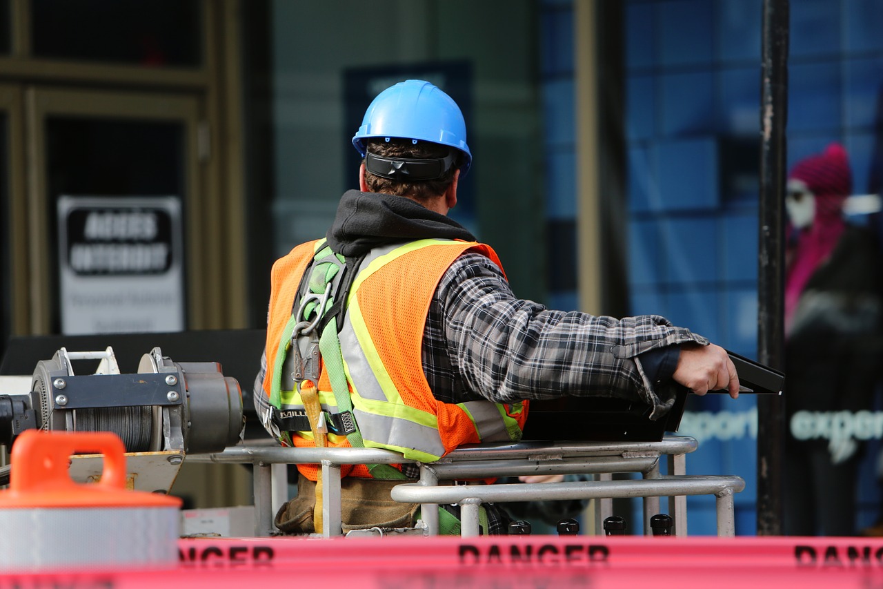 Jakie są najczęstsze zawody osób pracujących w branży budowlanej?