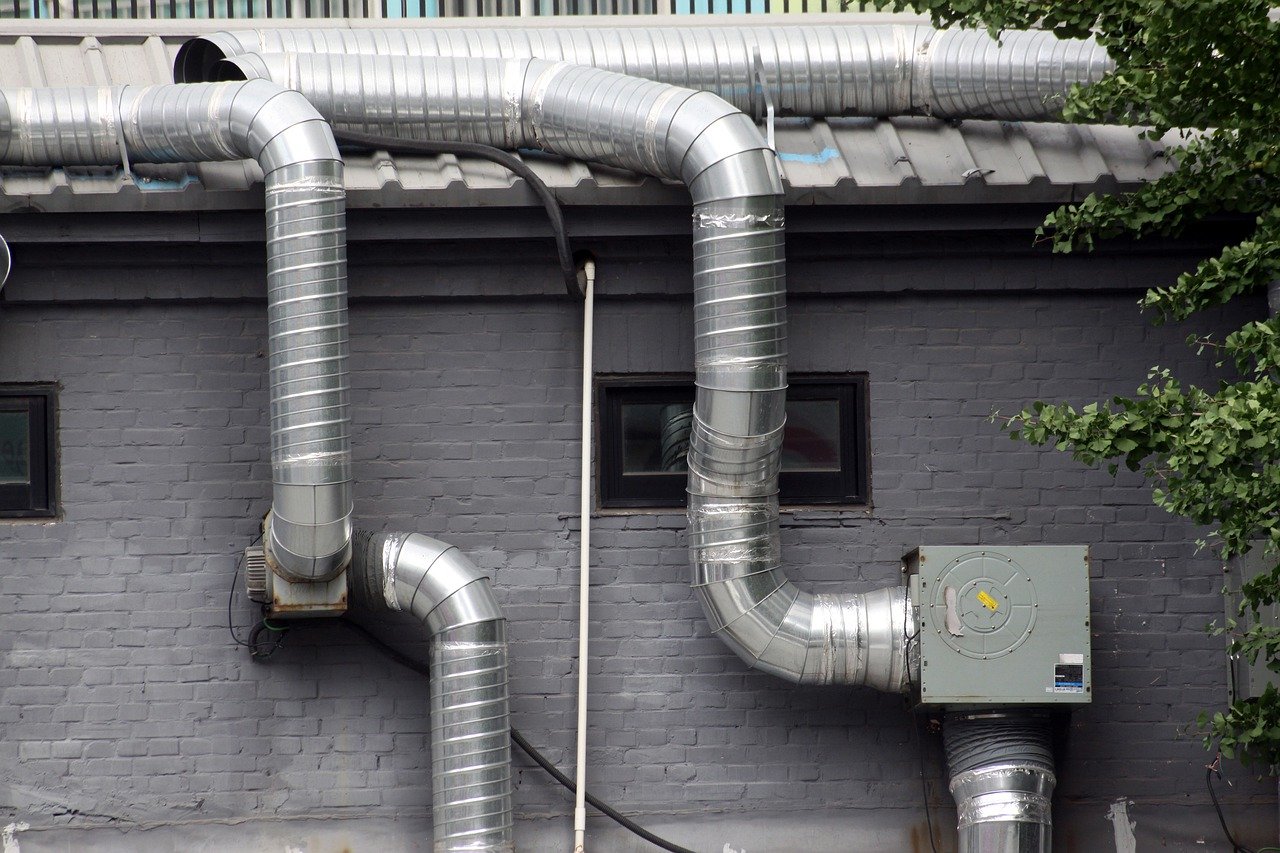 Jak regulować ciśnienie w instalacjach wentylacyjnych?